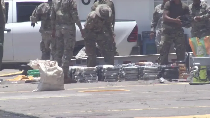 Decomisan más de una tonelada de droga