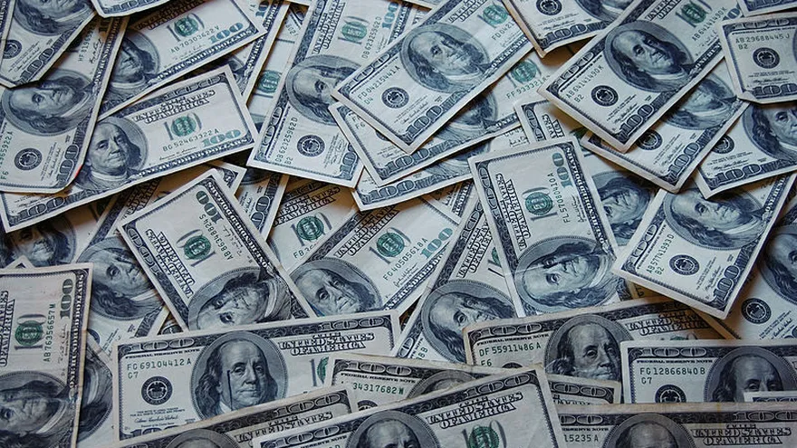 S&P confirma la nota AA+ de EEUU con perspectiva estable