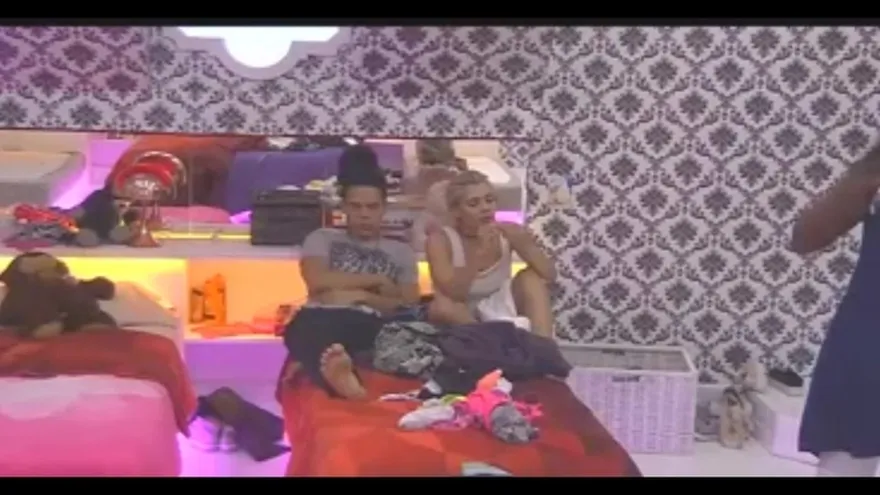 Nelva siente que Gigi se esta autosaboteando.