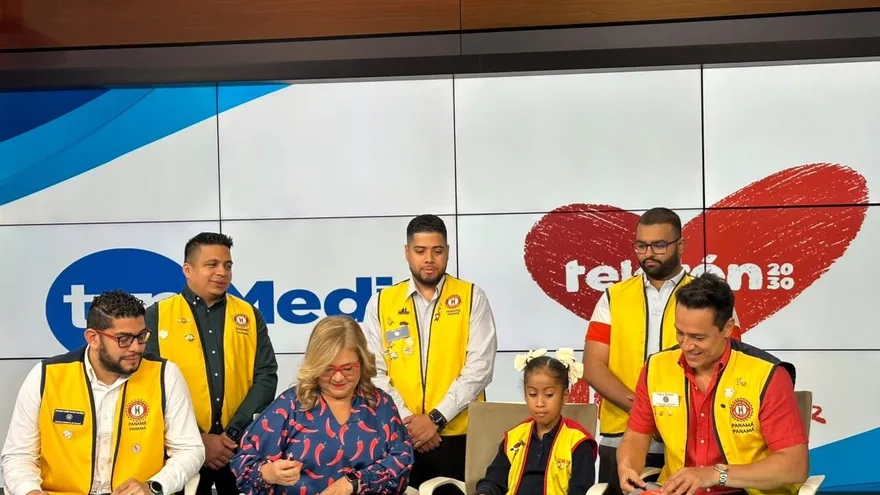 Firma de patrocinio de la Teletón 20-30