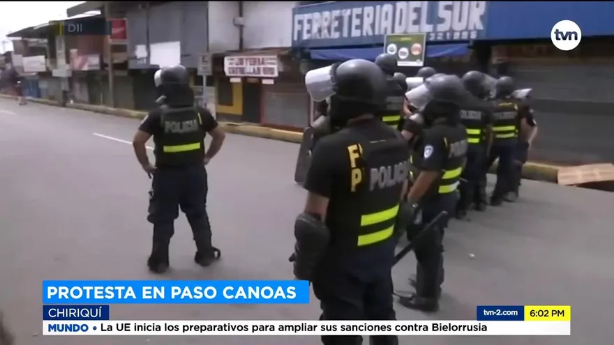 Continúan enfrentamientos en Paso Canoas entre residentes de Costa Rica y sus autoridades