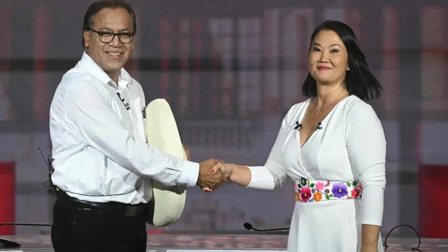 Sánchez Proposes Full Vote Review to Fujimori in Tight Peruvian Election