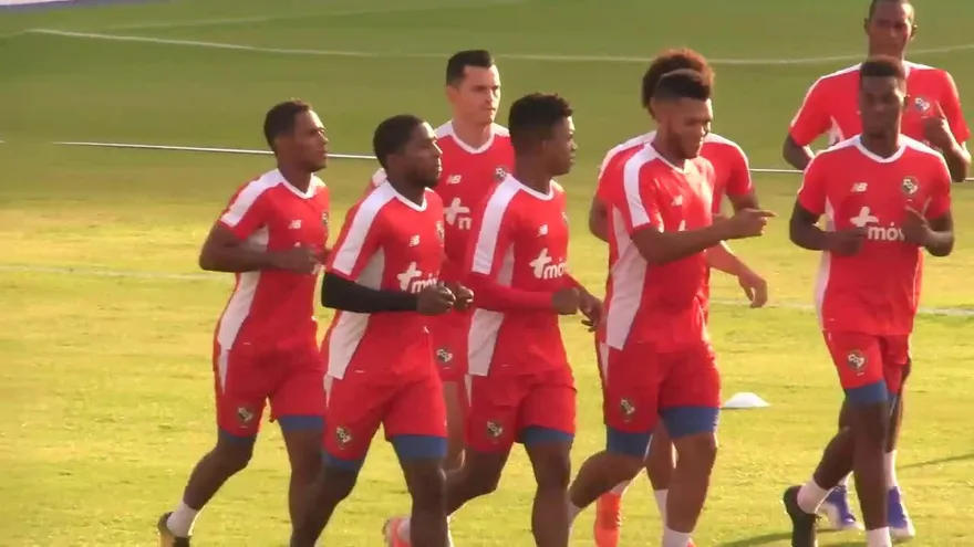 Ultimo entrenamiento de los 10 jugadores de Panamá que se unirán al resto en Bermuda