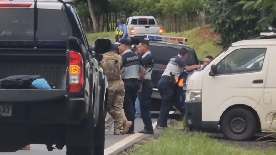 El oficial participaba de una carrera de ciclismo cuando chocó contra un árbol