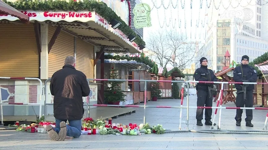 La policía alemana busca al autor de matanza yihadista de Berlín