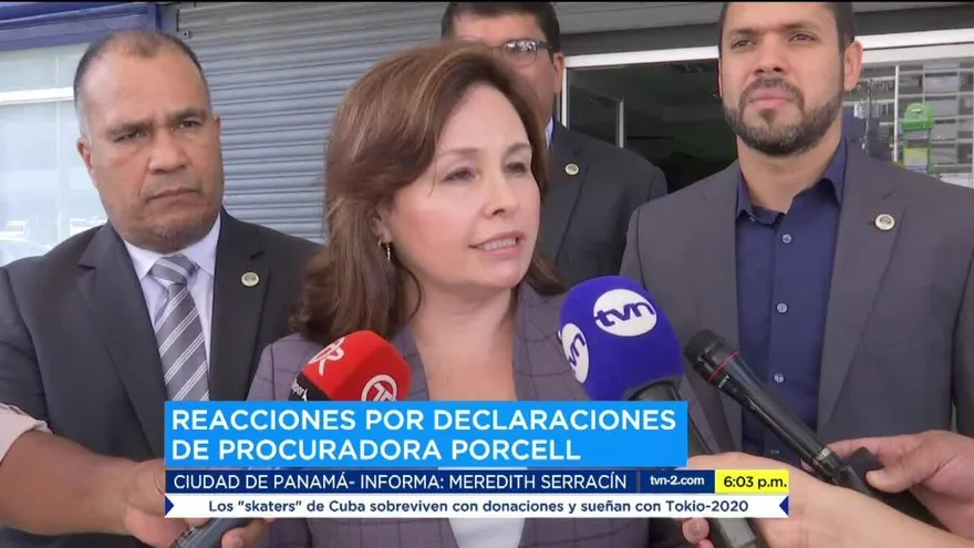 Reacciones a las declaraciones de la procuradora Kenia Porcell