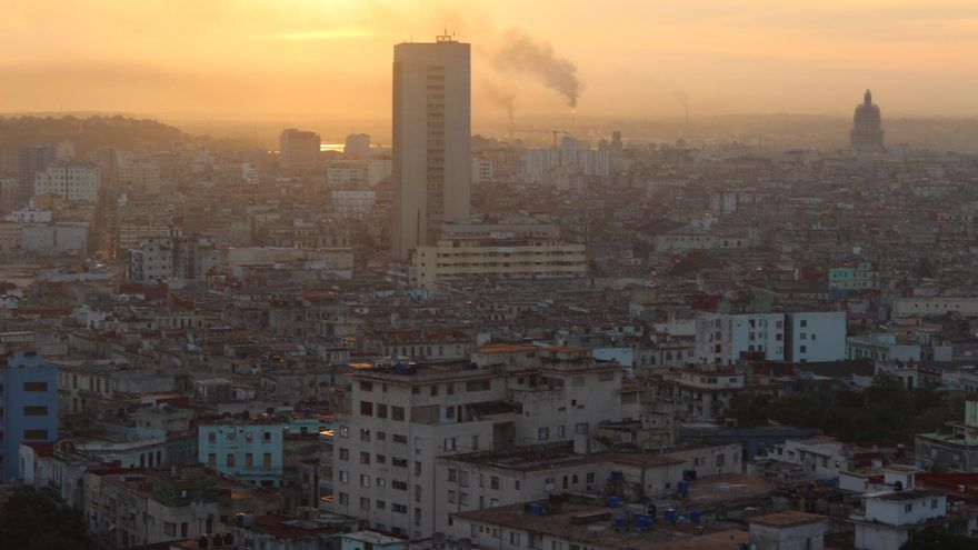 Amanecer en La Habana, capital de Cuba.