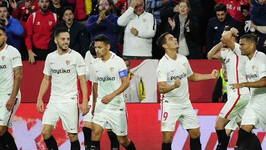 El Sevilla reduce jornadas y suspende contratos por el coronavirus