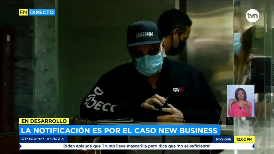 Expresidente Ricardo Martinelli acude a notificarse en la Fiscalía