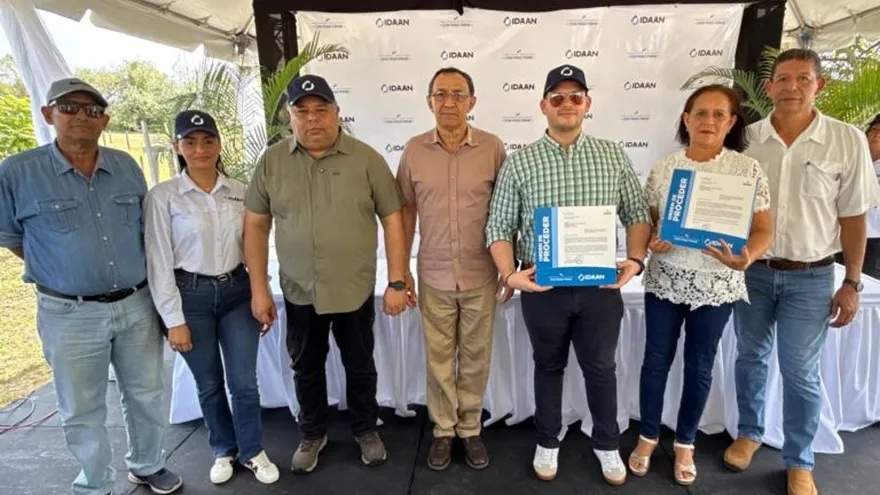 Las órdenes fueron entregadas por el director ejecutivo del Instituto de Acueductos y Alcantarillados Nacionales (Idaan), Rutilio Villarreal, quien explicó que estas iniciativas buscan soluciones sostenibles, tras años de medidas temporales para enfrentar la escasez del recurso.
