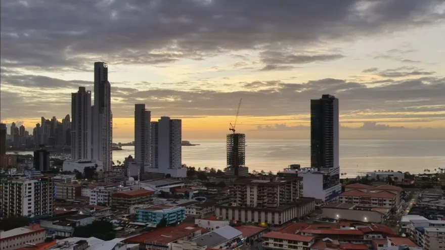 Amanecer en Panamá.