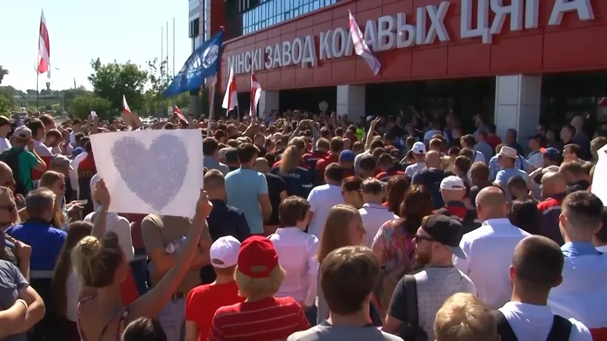 Aumenta la presión en Bielorrusia contra Lukashenko, nueva manifestación opositora