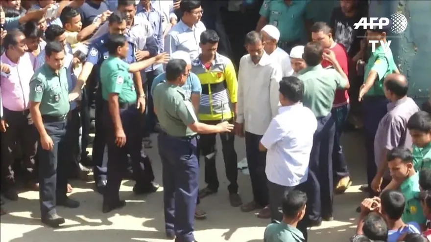 4 hombres sentenciados a muerte en Bangladesh