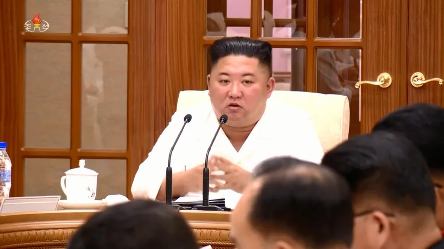 Corea del Norte difunde imágenes de su líder, en medio de rumores sobre su salud