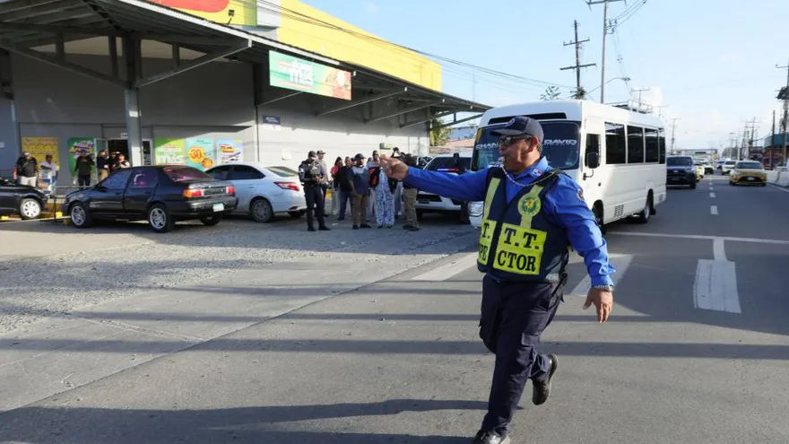 Operativo de tránsito en Bocas del Toro