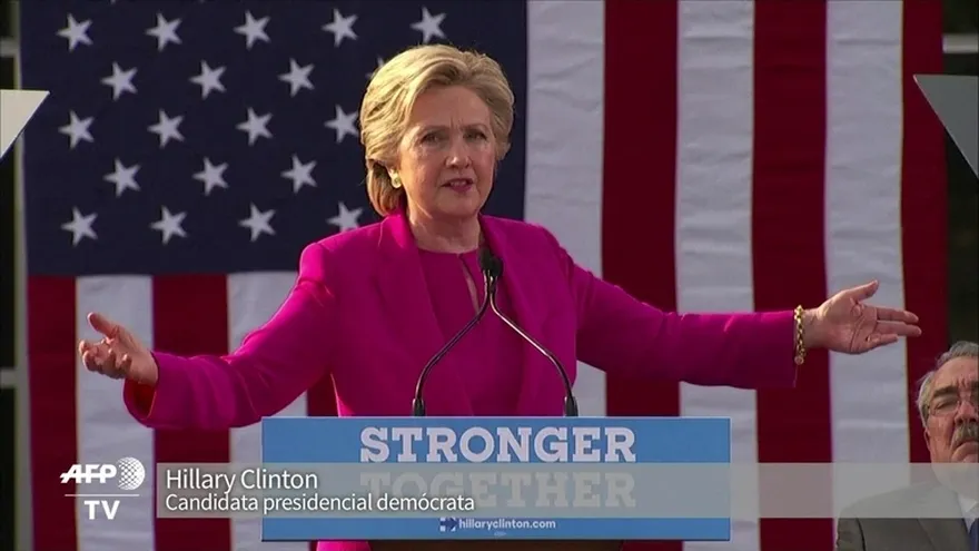 Obama y Clinton cargan contra Trump en recta final de la campaña