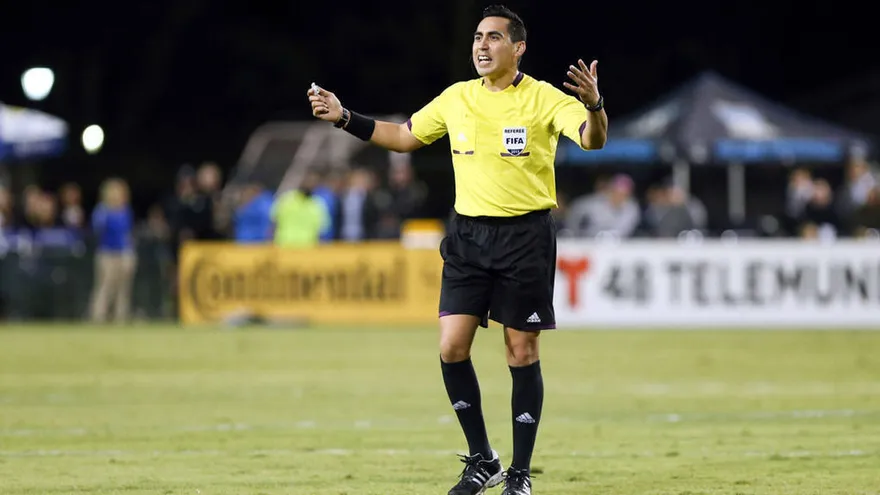 El estadounidense Jair Marrufo pitará el Costa Rica vs Panamá del 8 de junio.