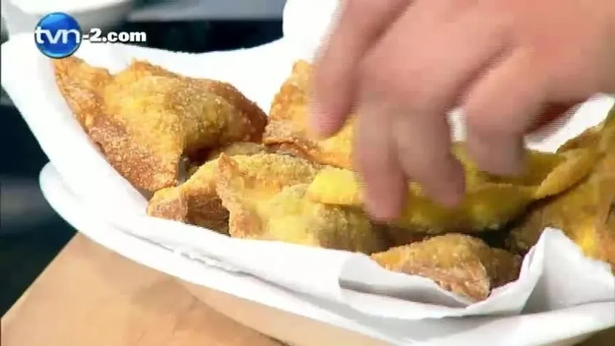 Empanadas de wanton rellenas de carne