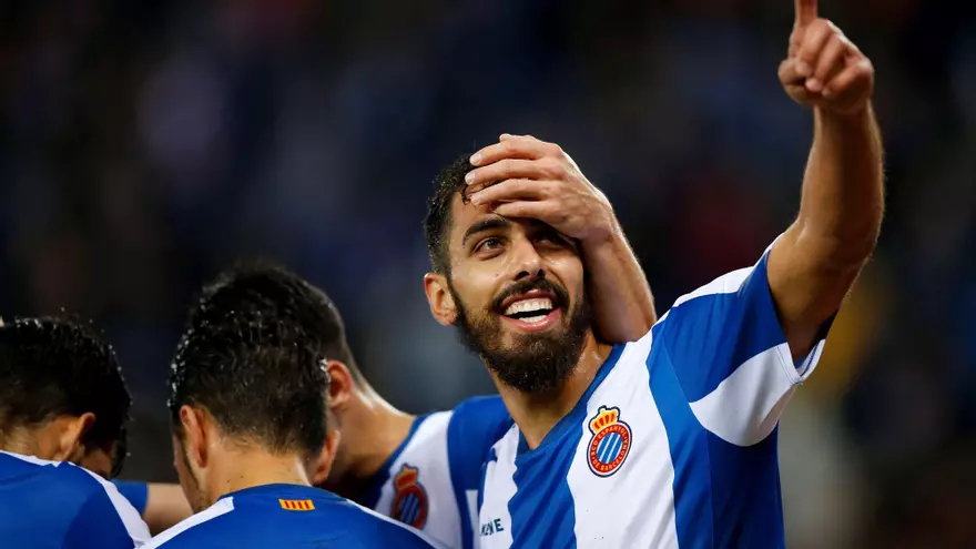 Espanyol se coloca segundo tras vencer al Athletic por la mínima