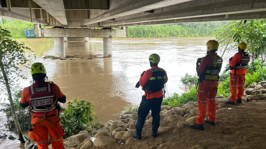 Sinapro se mantiene monitoreando rios en Bocas del Toro ante las fuertes lluvias.