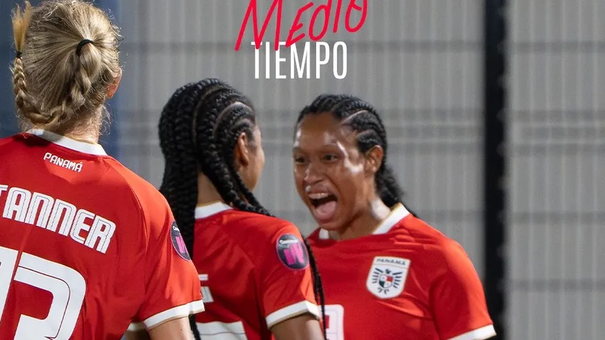 Karla Riley celebra gol de Panamá
