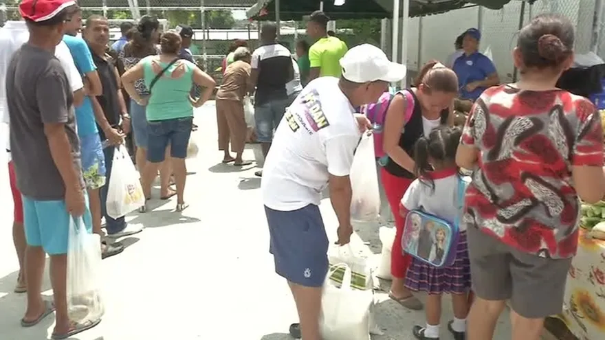 Consumidores compran más barato en las ferias