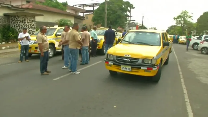 Protestan para exigir más seguridad tras asesinato de taxista en La Chorrera
