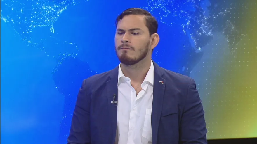 Diputado independiente, Juan Diego Vásquez