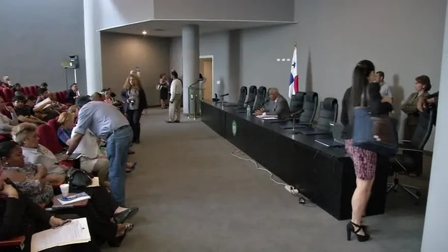 Suspenden discusión de proyecto sobre fuero paternal por falta de quorum