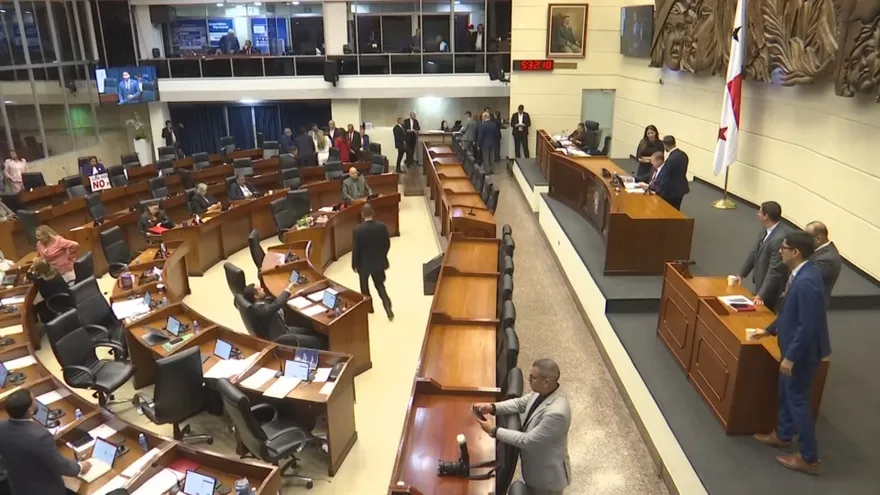 Asamblea reanuda segundo debate de reformas al Reglamento Interno