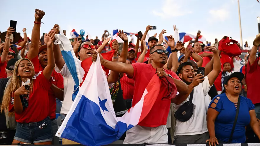 Aficionados panameños en la Copa Oro 2023