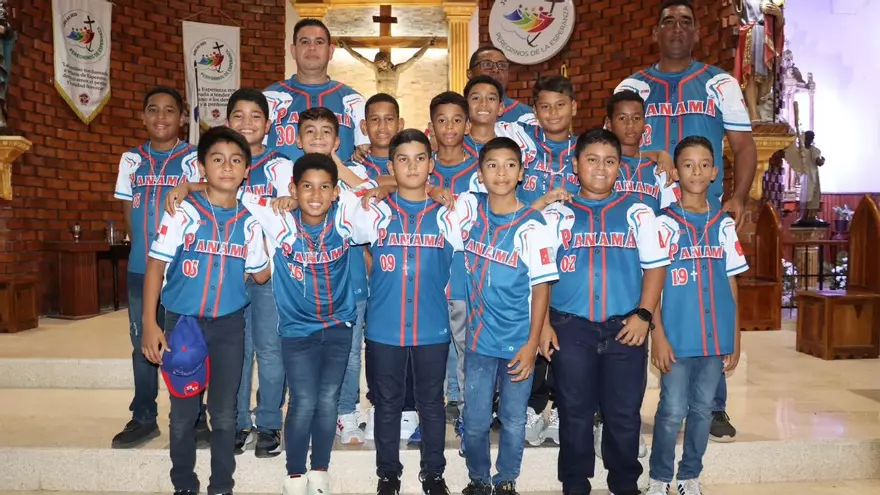 Integrantes del equipo de Aguadulce, representante de Panamá en la Serie Latinoamericana de Béisbol Preinfantil