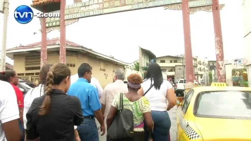 Alcalde Blandón recorre el Barrio Chino pensando en un plan de mejora para el lugar