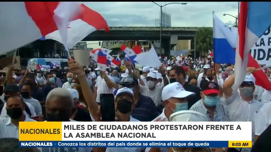 Panameños salen a las calles para repudiar modificaciones de las reformas electorales