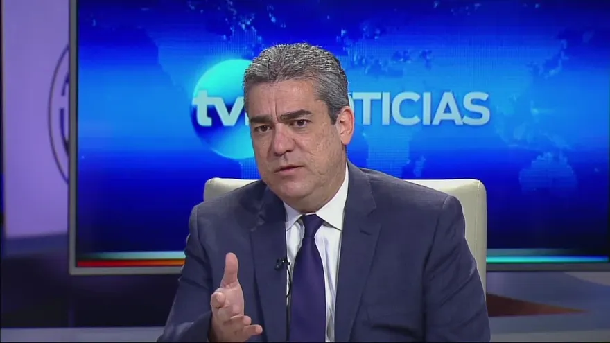 Ministro de Salud asegura que reducirán mora quirúrgica