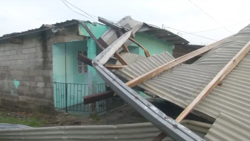 Lluvias y vientos provocan daños en varios puntos de San Miguelito