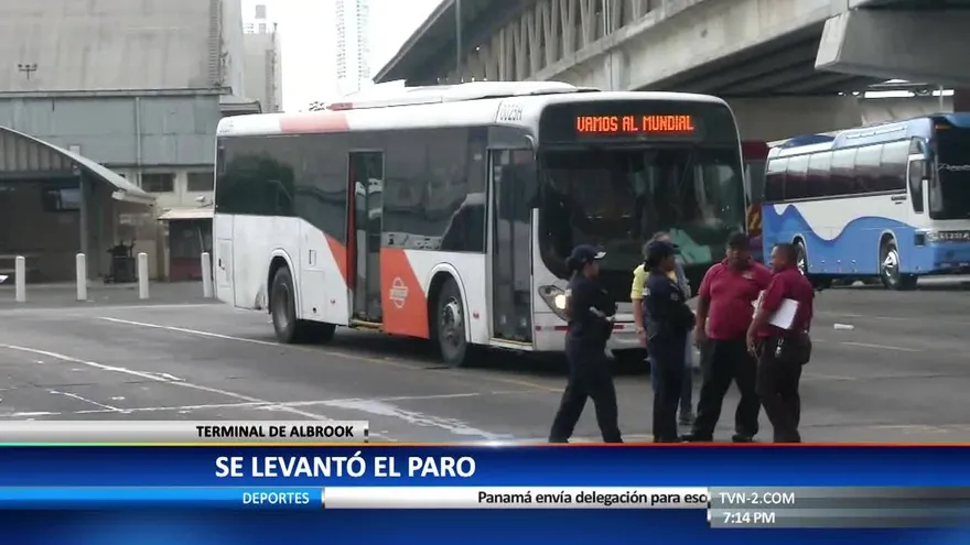 Metrobús traslada a afectados por el paro a Panamá Oeste