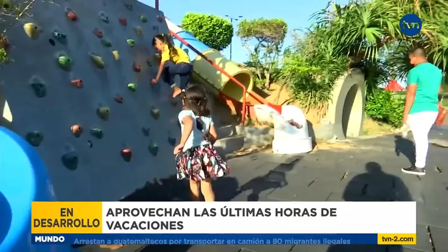 Decenas de personas aprovechan para pasarla en familia