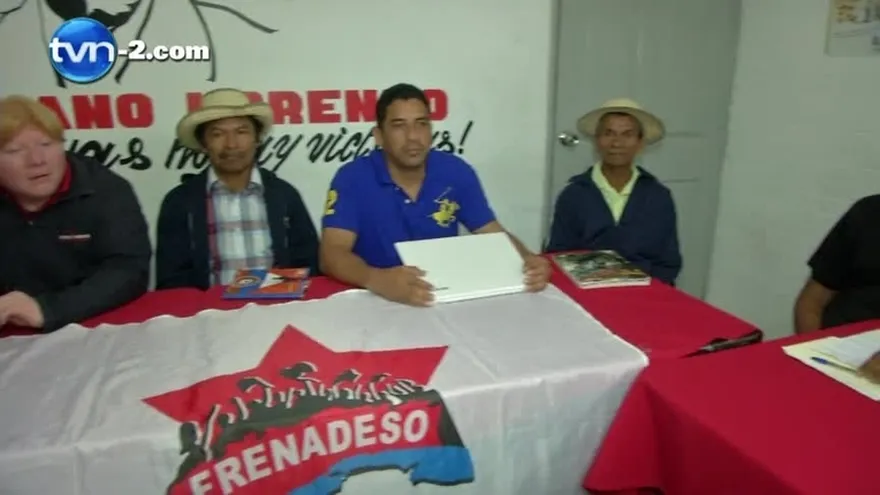 Frenadeso reta al Gobierno