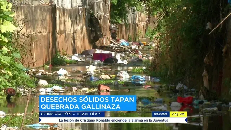 Siguen contaminando quebradas y ríos en “La Gallinaza”