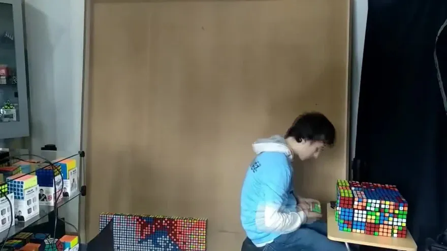 La Celeste inspira insospechados murales utilizando cubos de Rubik