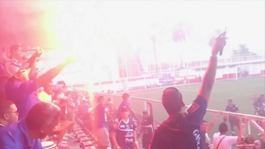 Euforia en las barras de Arabe Únido y Plaza Amador