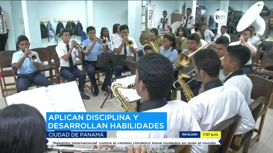 Bandas de música se preparan para fiestas patrias