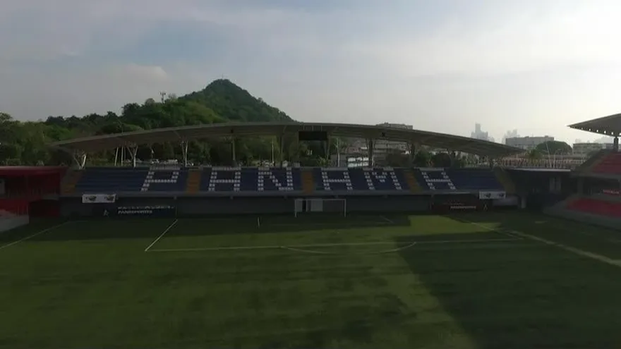 Realizan reunión entre dirigencia del fútbol, tras trifulca en estadio Maracaná