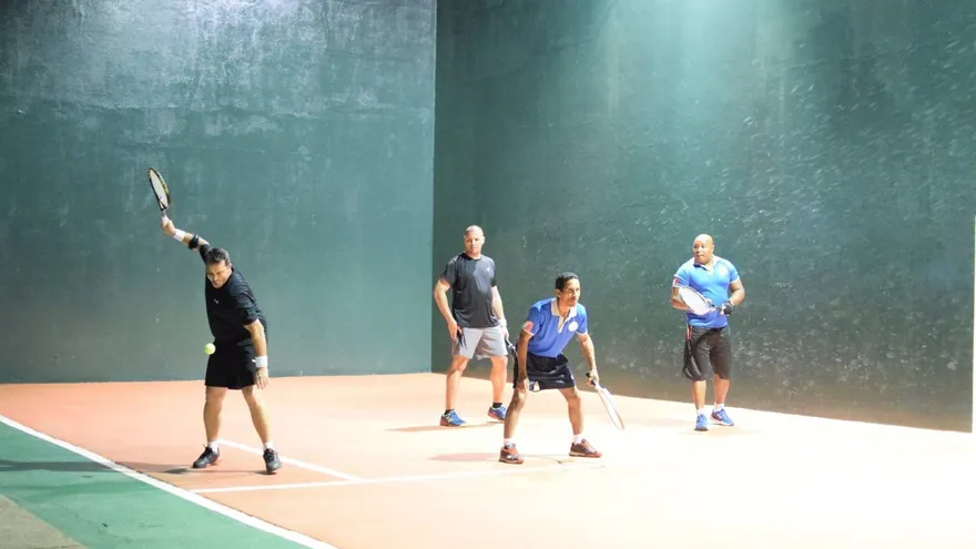 Panameños destacan en inicio del Panama Open 2018 de frontenis