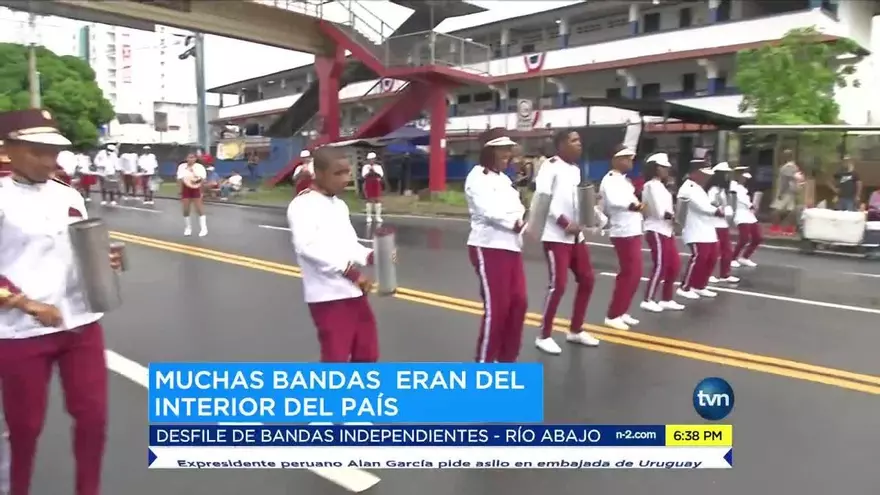 Realizan desfile de bandas independientes en el Festival de Saus