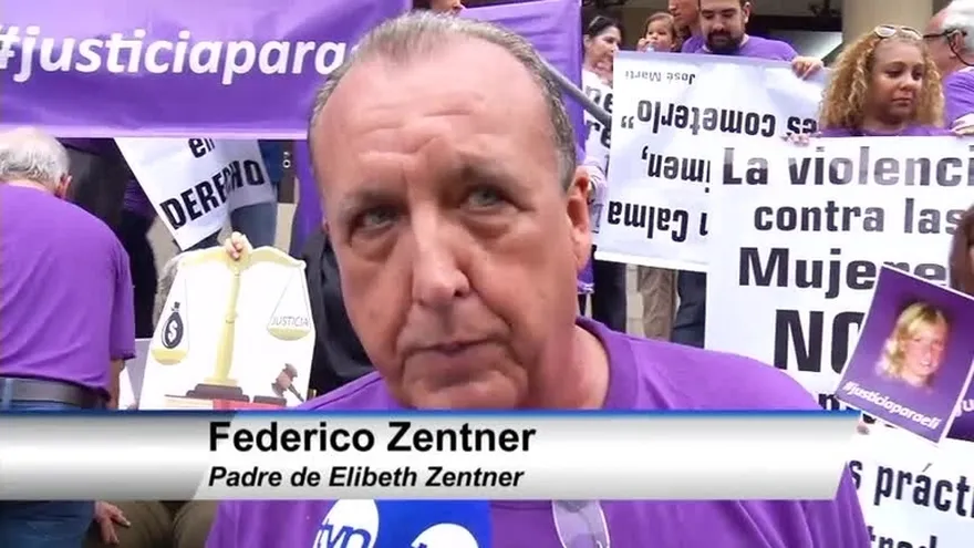 Familiares y amigos de Elibeth Zentner protestaron en la Corte