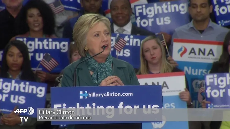 Trump y Clinton avanzan en primarias de EEUU