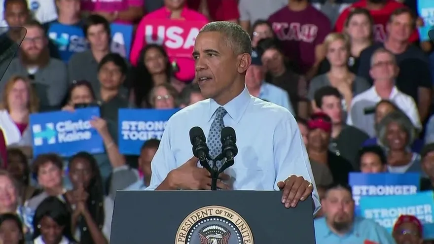 Obama insta a hombres cuestionar el sexismo y votar por Clinton