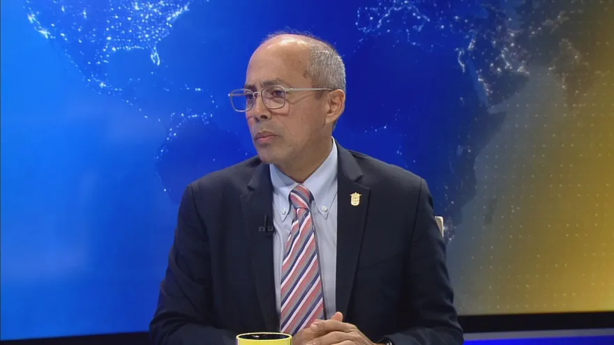 El representante del corregimiento de Bella Vista, César Kiamco.